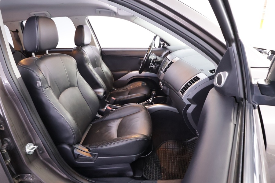 Mitsubishi Outlander vaihtoauto