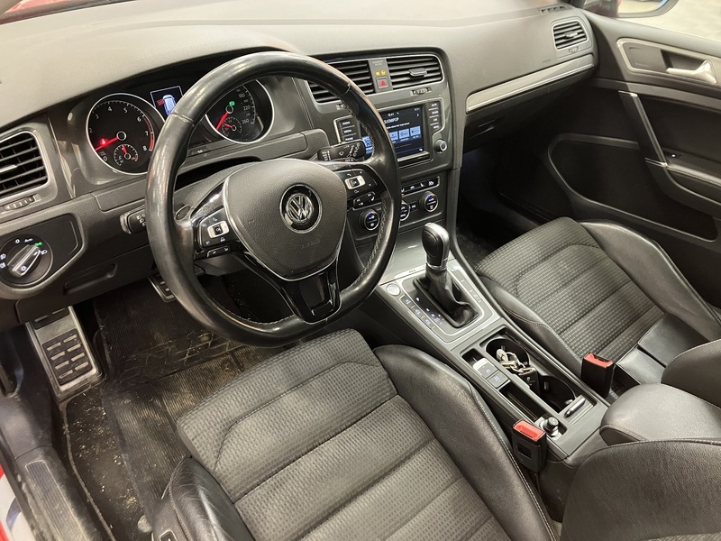 Volkswagen Golf vaihtoauto