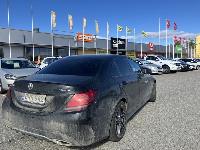 Mercedes-Benz C vaihtoauto