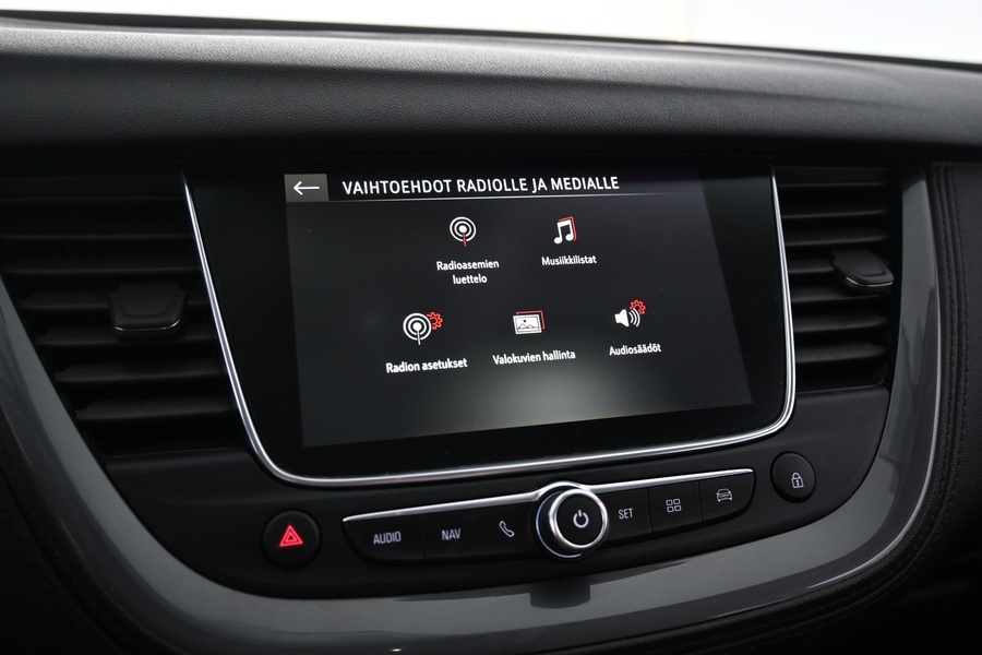 Opel Grandland X vaihtoauto