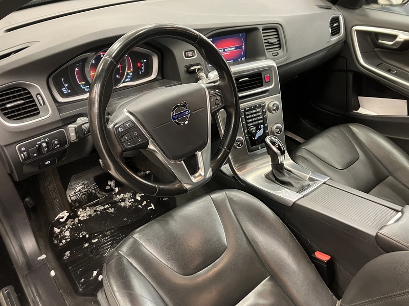 Volvo V60 Cross Country vaihtoauto