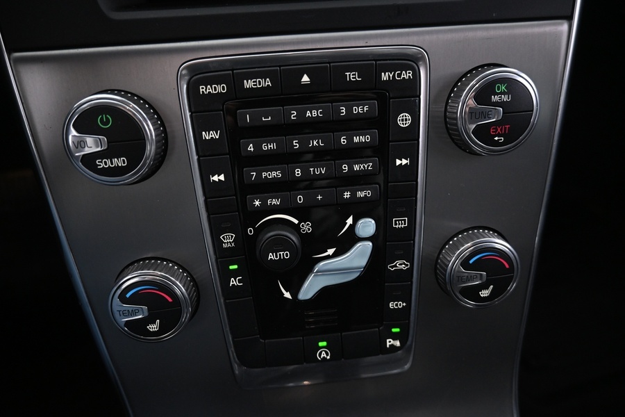 Volvo V60 Cross Country vaihtoauto