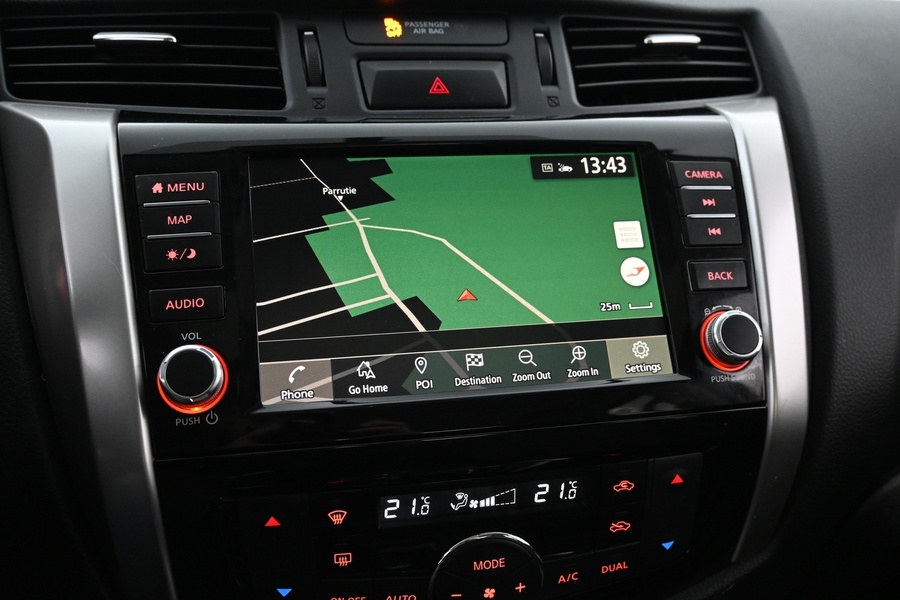 Nissan Navara vaihtoauto