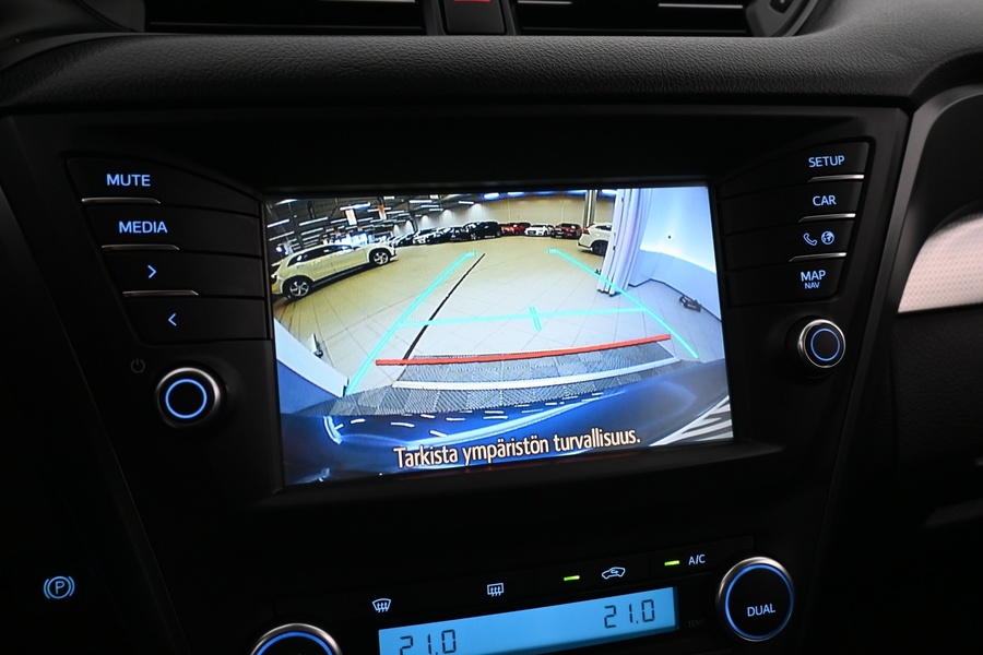 Toyota Avensis vaihtoauto