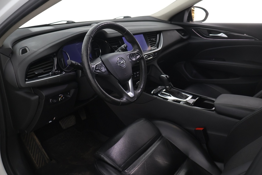 Opel Insignia vaihtoauto