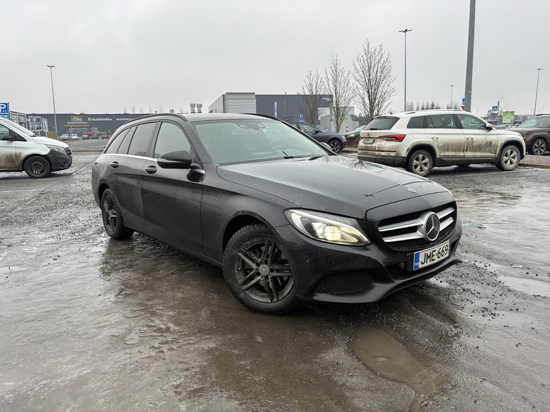 Mercedes-Benz C vaihtoauto