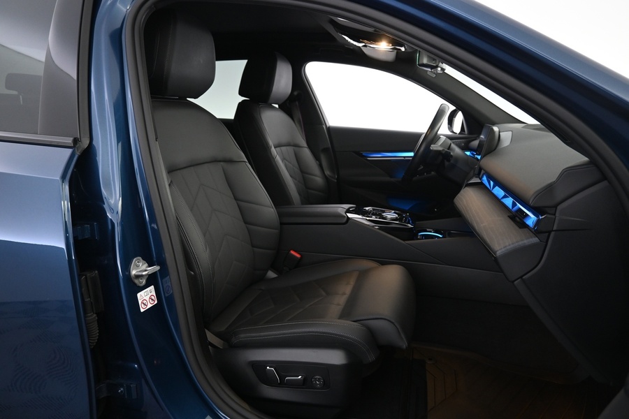 BMW i5 M60 vaihtoauto