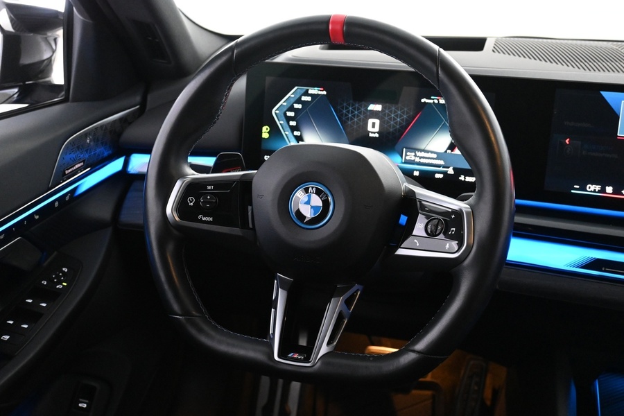 BMW i5 M60 vaihtoauto