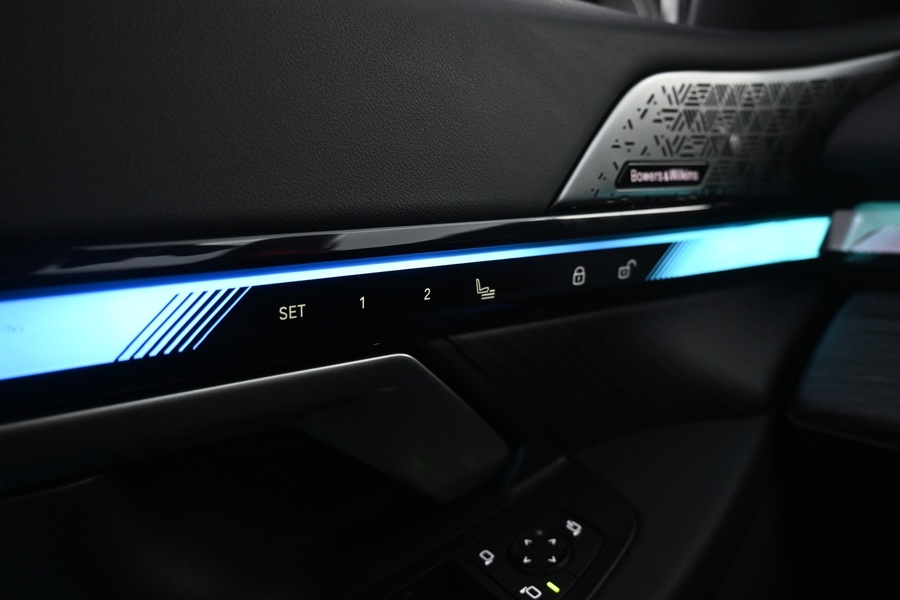 BMW i5 M60 vaihtoauto