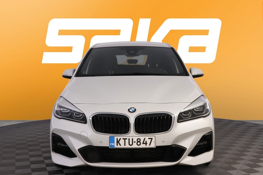 BMW 218 vaihtoauto