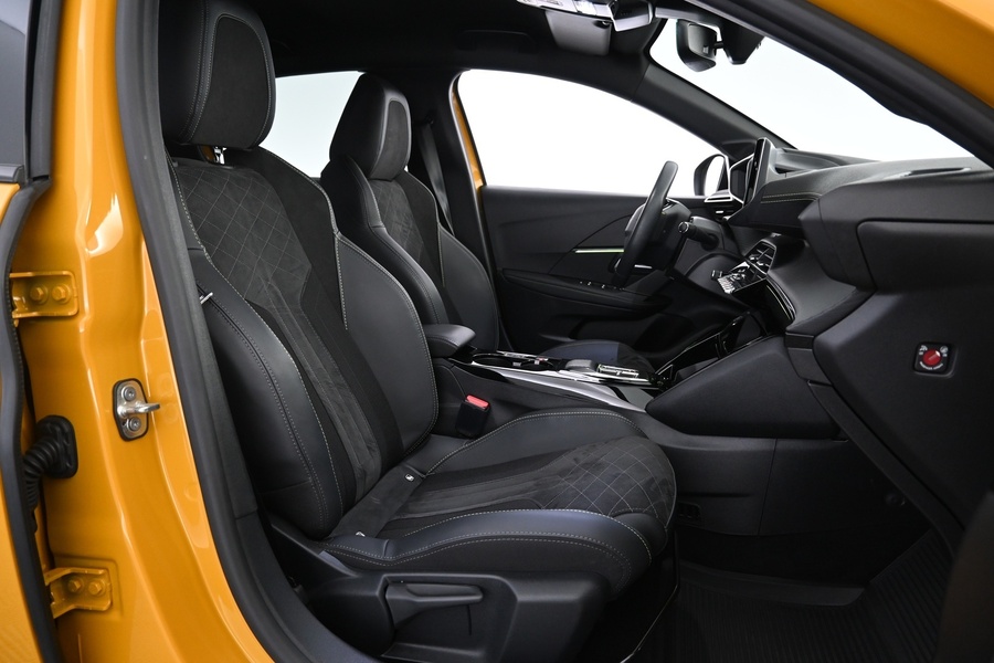 Peugeot e-208 vaihtoauto