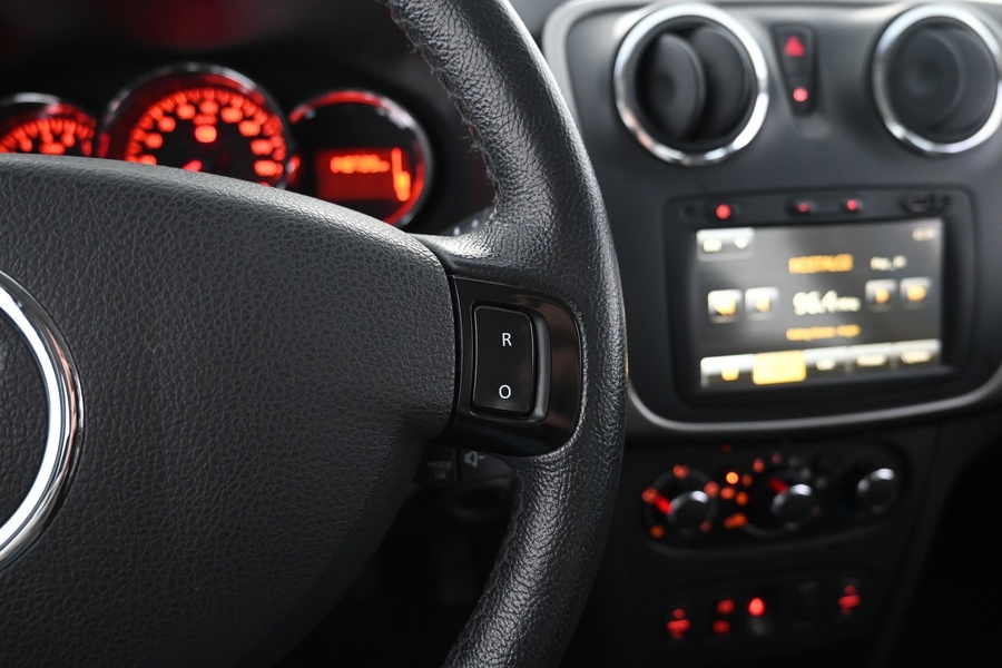 Dacia Sandero vaihtoauto