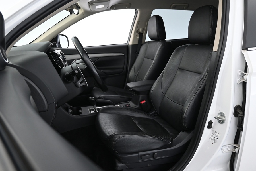 Mitsubishi Outlander vaihtoauto