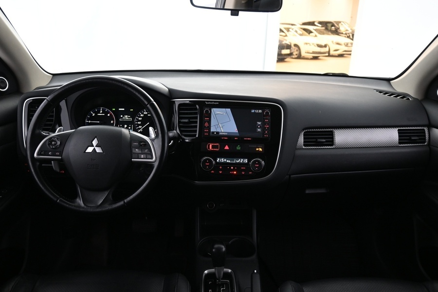 Mitsubishi Outlander vaihtoauto