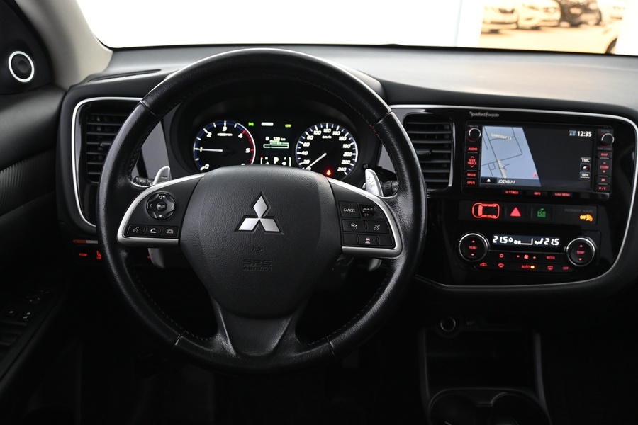 Mitsubishi Outlander vaihtoauto