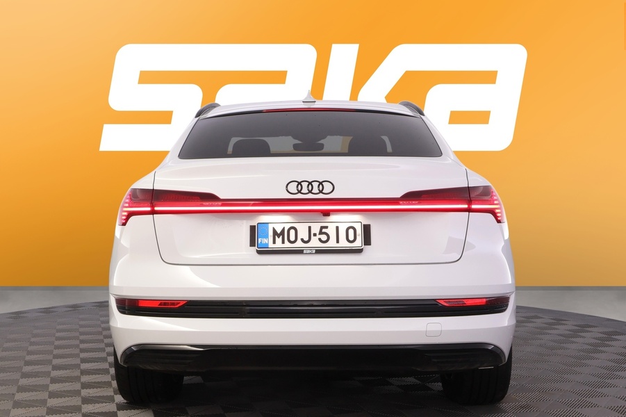 Audi e-tron vaihtoauto