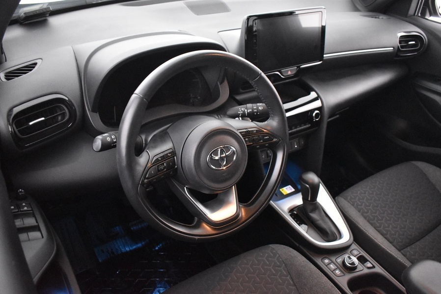 Toyota Yaris Cross vaihtoauto