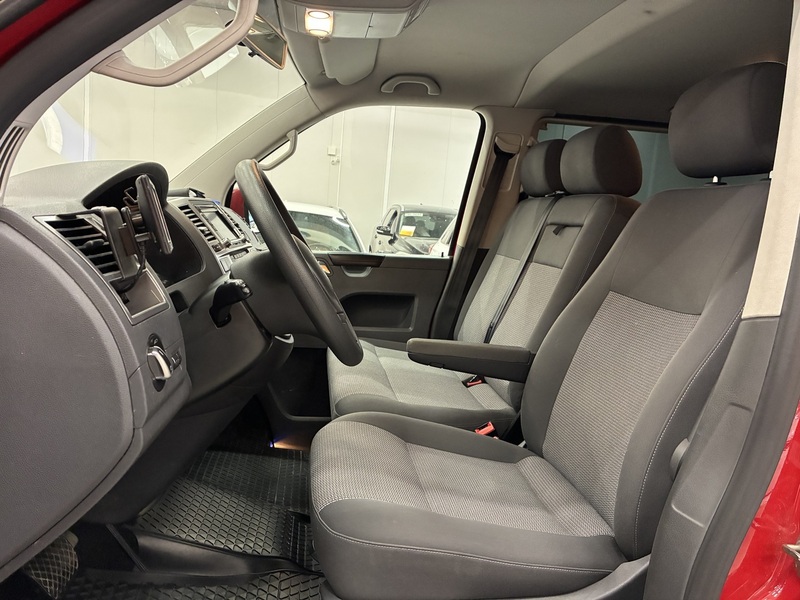 Volkswagen Caravelle vaihtoauto