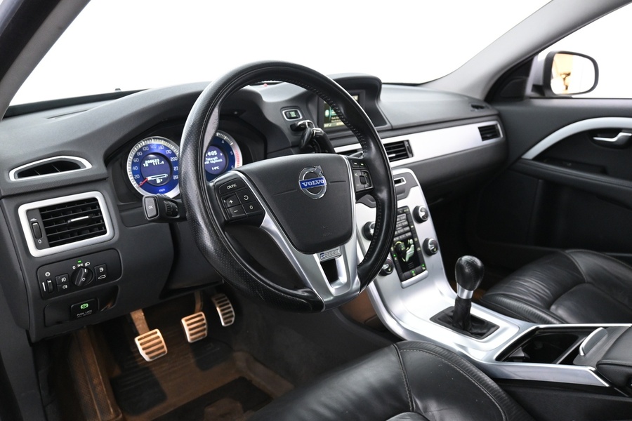 Volvo V70 vaihtoauto