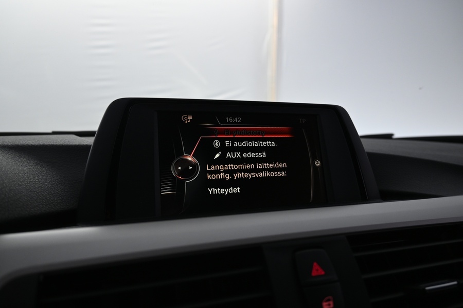 BMW 320 vaihtoauto
