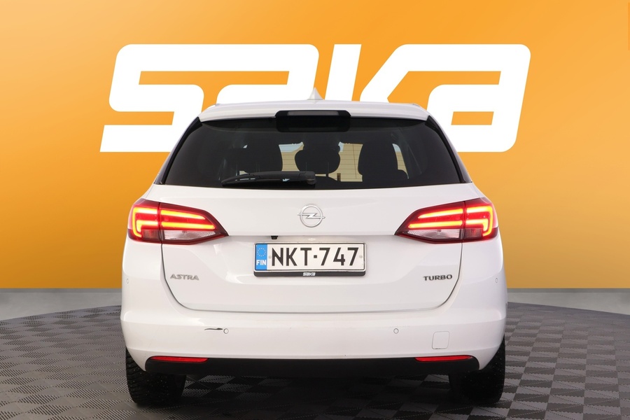 Opel Astra vaihtoauto