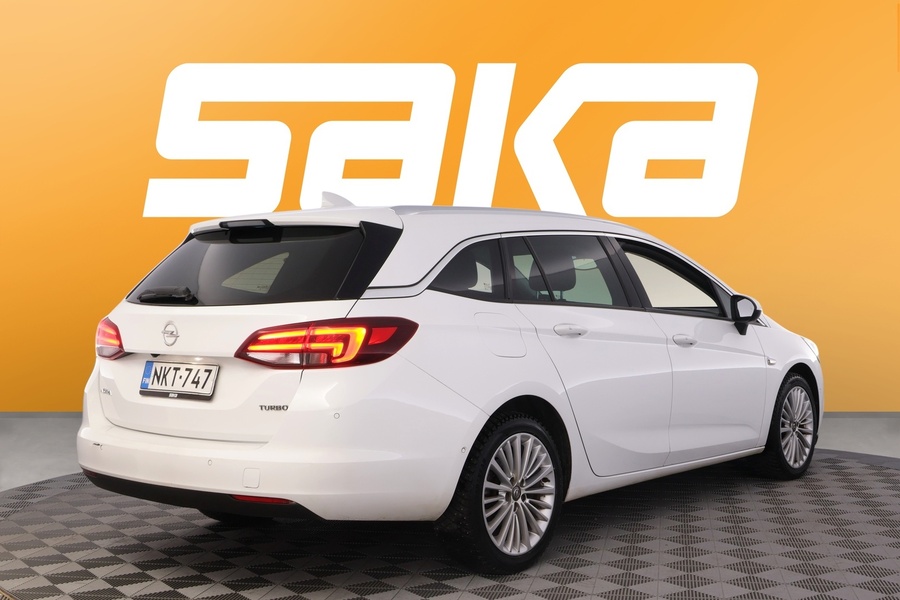 Opel Astra vaihtoauto