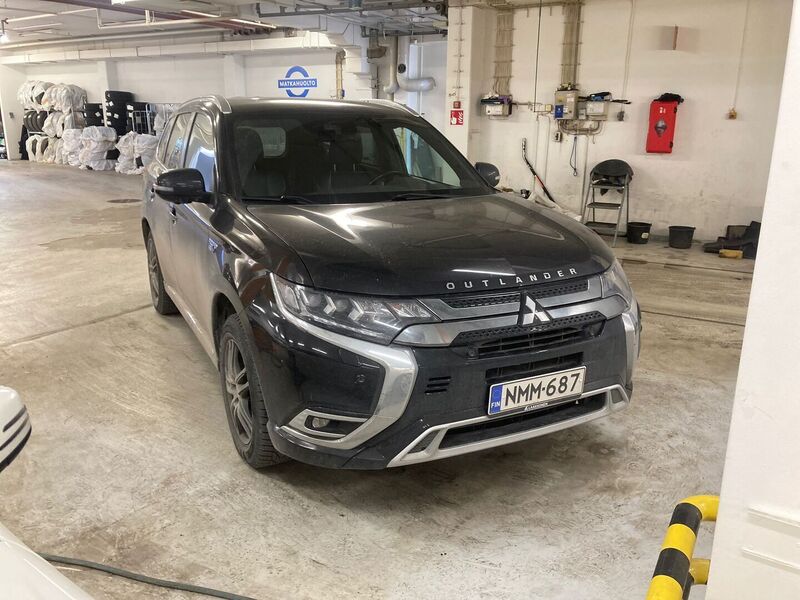 Mitsubishi Outlander PHEV vaihtoauto