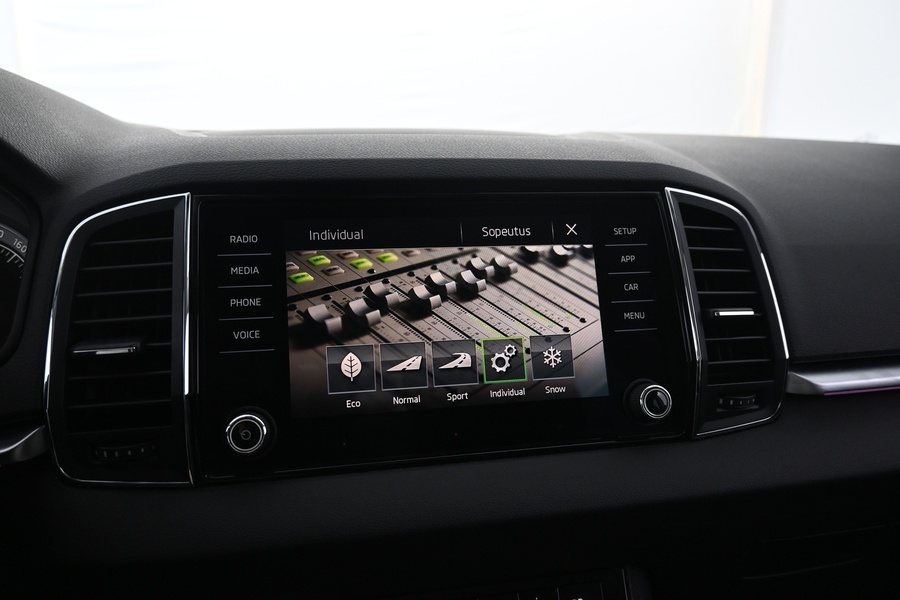 Skoda Karoq vaihtoauto