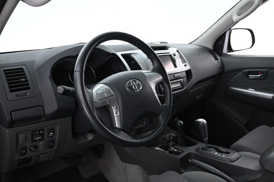 Toyota Hilux vaihtoauto