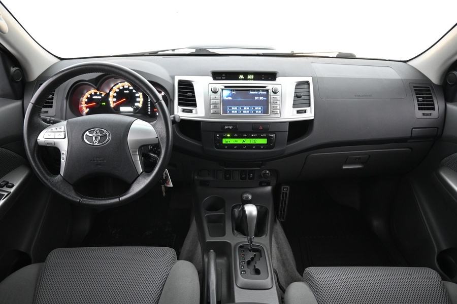 Toyota Hilux vaihtoauto