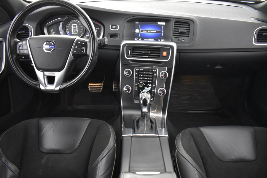 Volvo V60 vaihtoauto