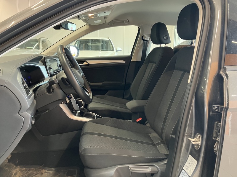 Volkswagen T-Roc vaihtoauto