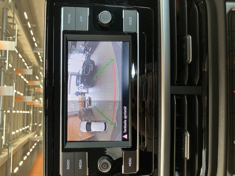 Volkswagen T-Roc vaihtoauto