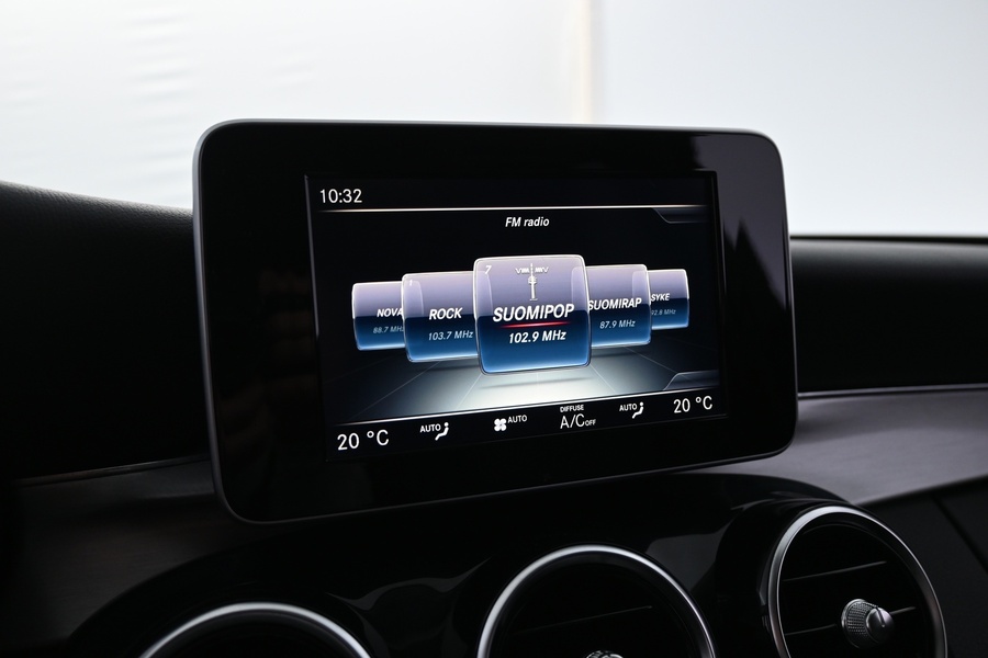 Mercedes-Benz C vaihtoauto