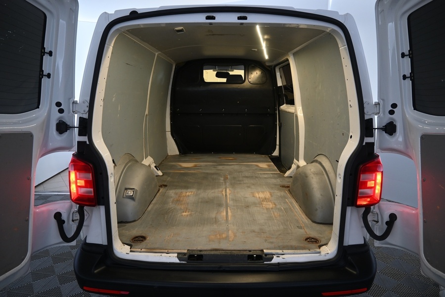 Volkswagen Transporter vaihtoauto
