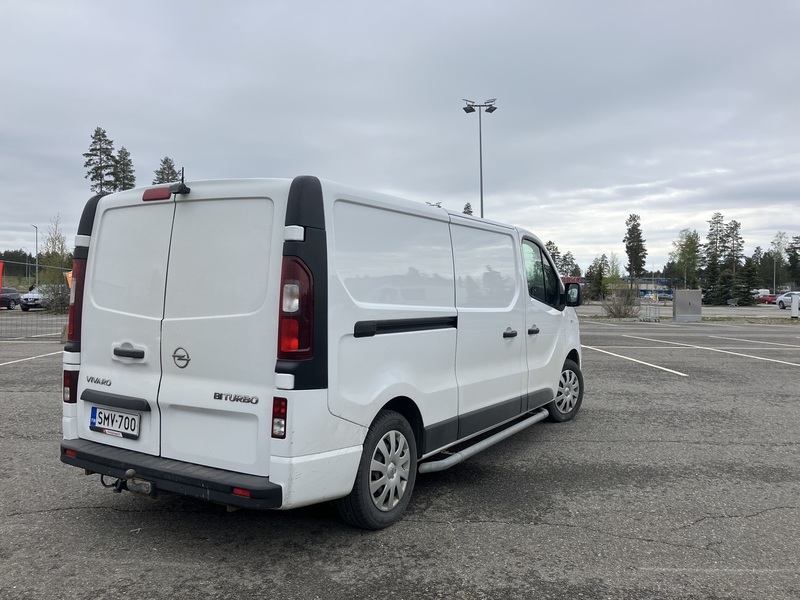 Opel Vivaro vaihtoauto