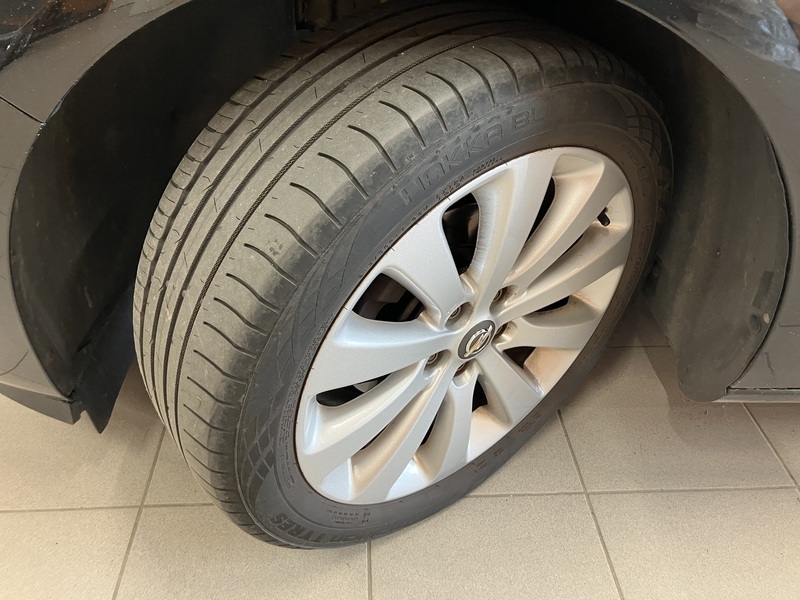 Opel Astra vaihtoauto