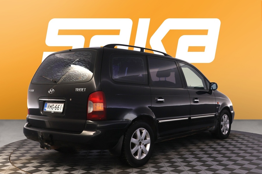 Hyundai Trajet vaihtoauto