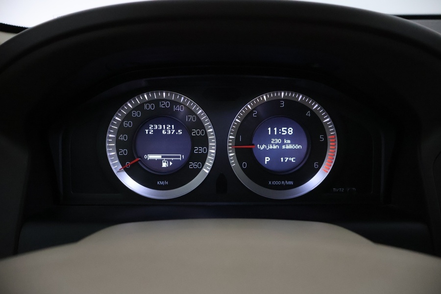 Volvo XC60 vaihtoauto