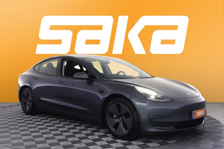 Tesla Model 3 vaihtoauto