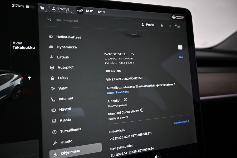 Tesla Model 3 vaihtoauto