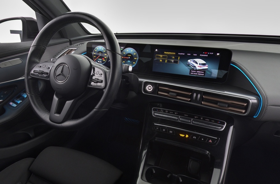 Mercedes-Benz EQC vaihtoauto