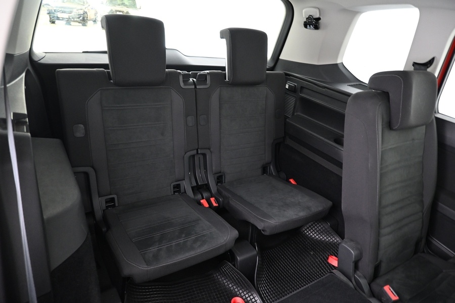 Volkswagen Touran vaihtoauto