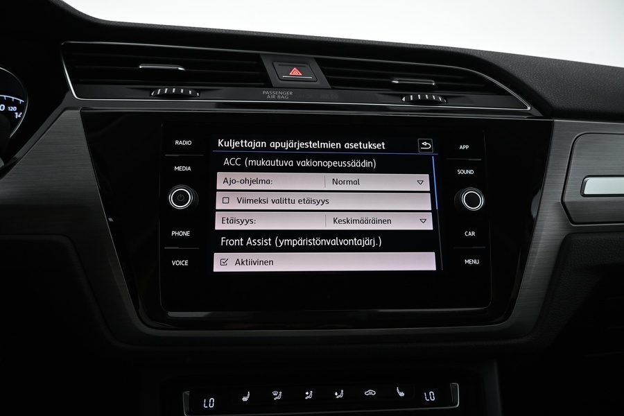 Volkswagen Touran vaihtoauto