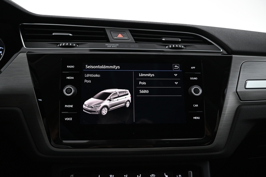 Volkswagen Touran vaihtoauto