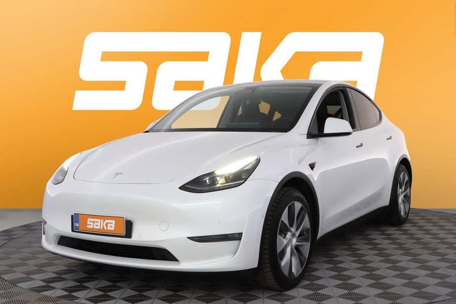 Tesla Model Y vaihtoauto