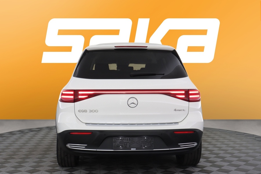 Mercedes-Benz EQB vaihtoauto