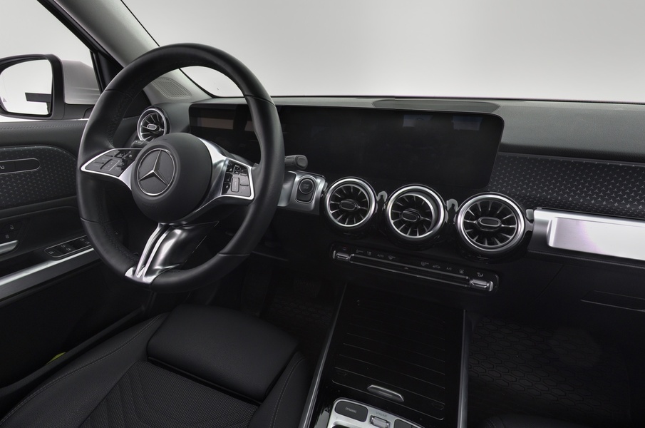 Mercedes-Benz EQB vaihtoauto