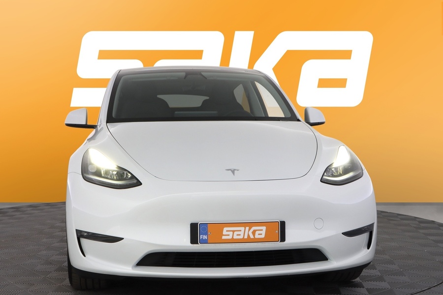 Tesla Model Y vaihtoauto