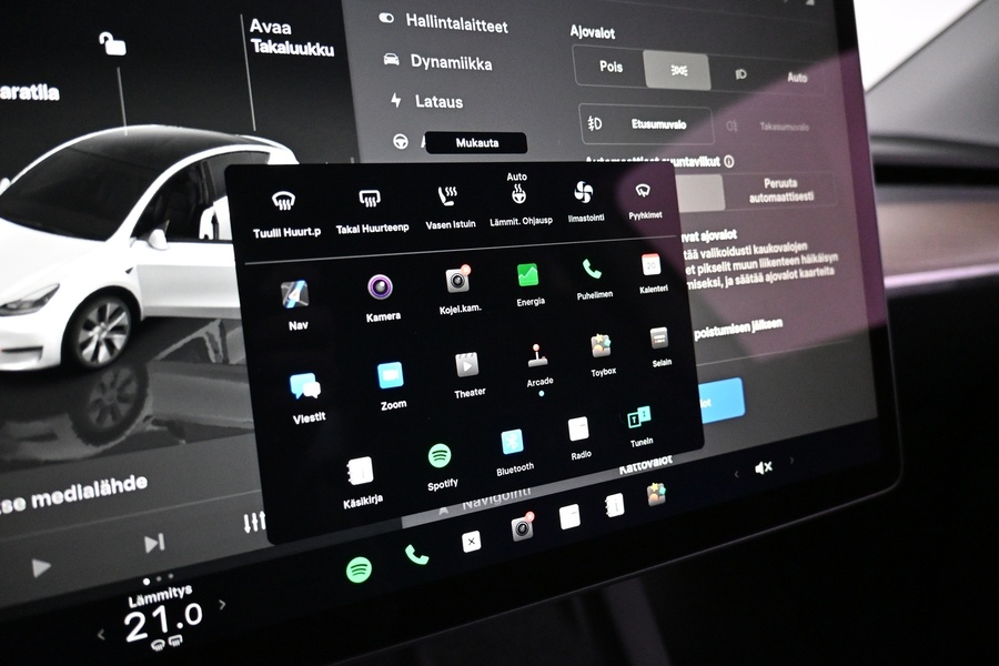 Tesla Model Y vaihtoauto